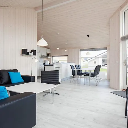 Baltic Getaway With Private Sauna * Großenbrode