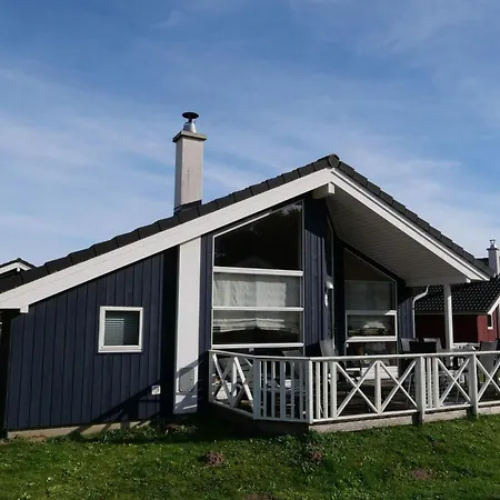 Baltic Getaway With Private Sauna * Großenbrode